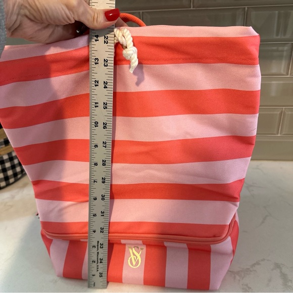 Victoria's Secret Pink & Coral Stripe ULTIMATE BEACH BAG backpack Cooler NWT - Picture 11 of 12